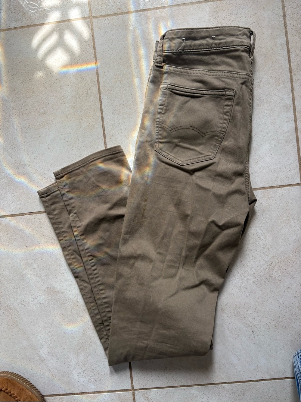 American Eagle Outfitters Men’s Chino Pants in Khaki/Tan
